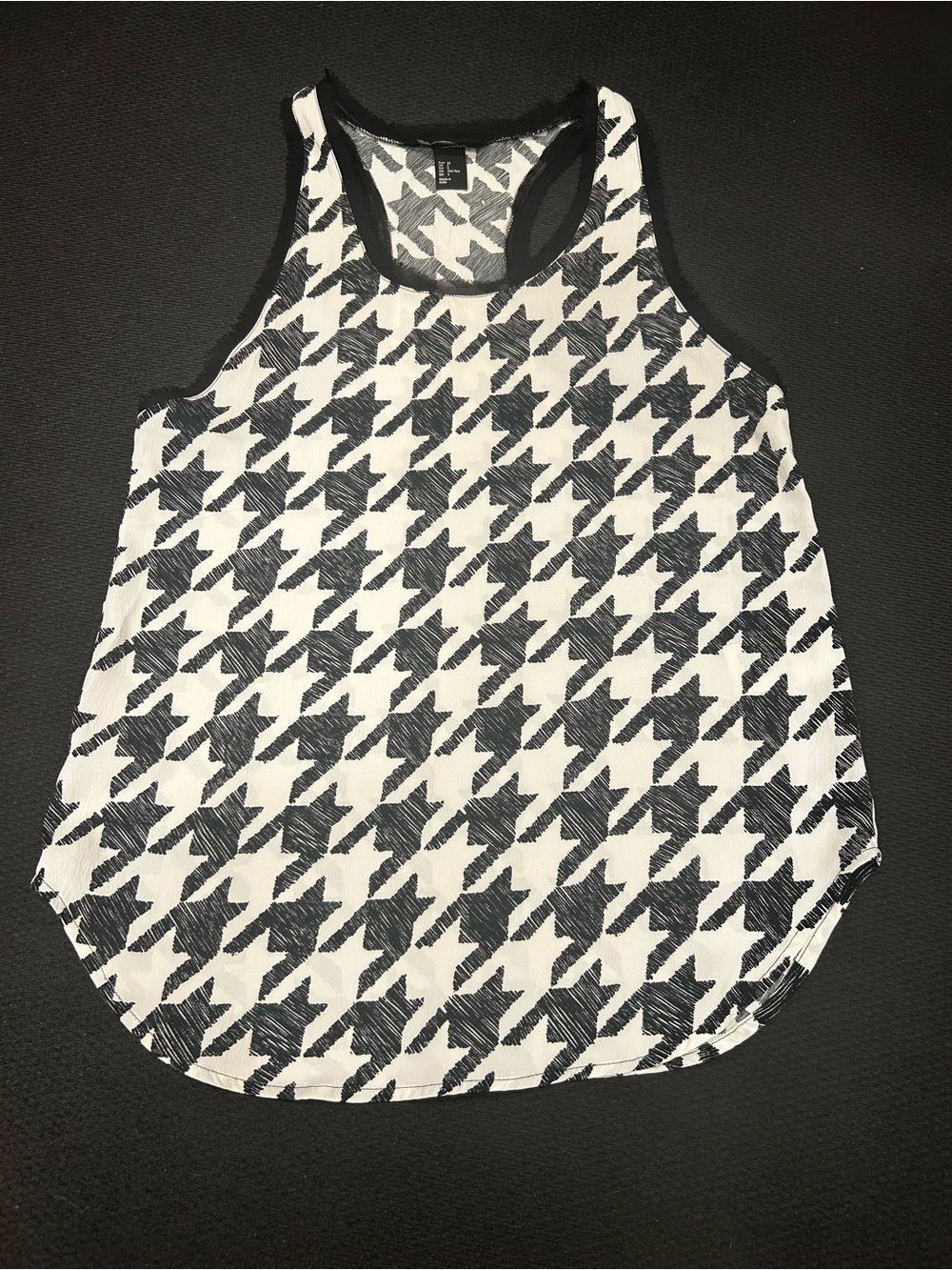 H&M Black and White Houndstooth Racerback Tank